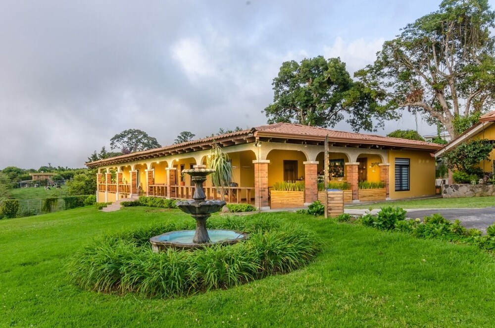 Ananta Wellness Costa Rica 