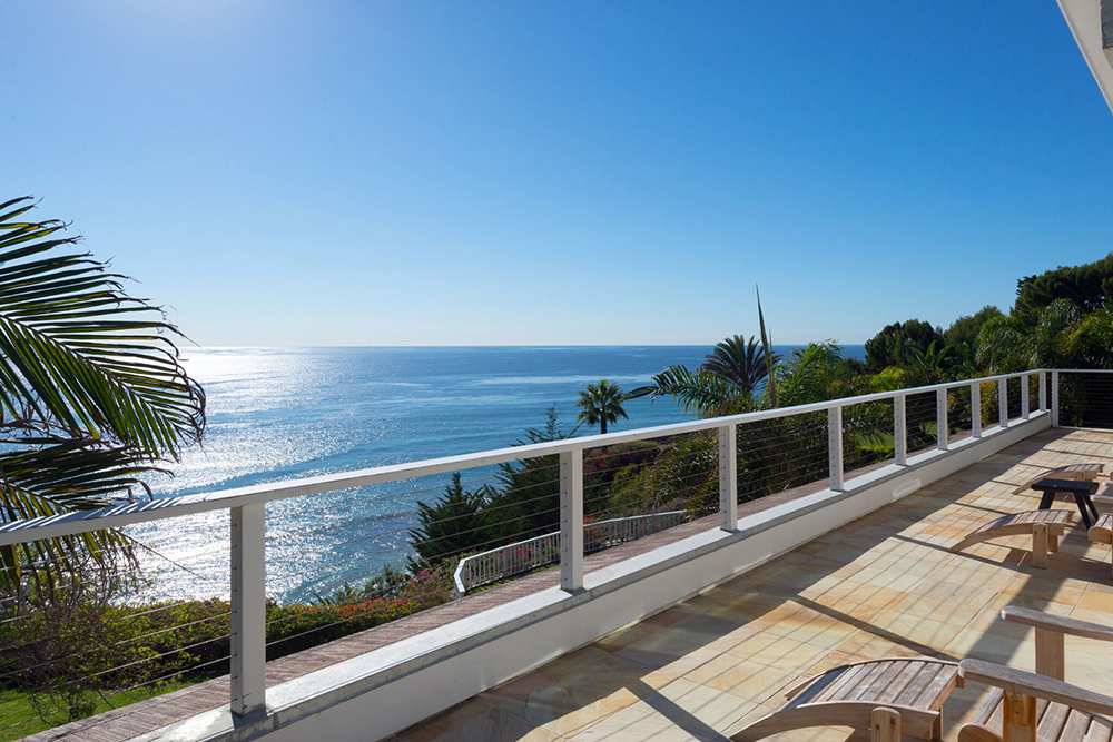 Avalon Malibu 