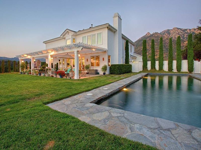 Evolve Treatment Center Calabasas California 