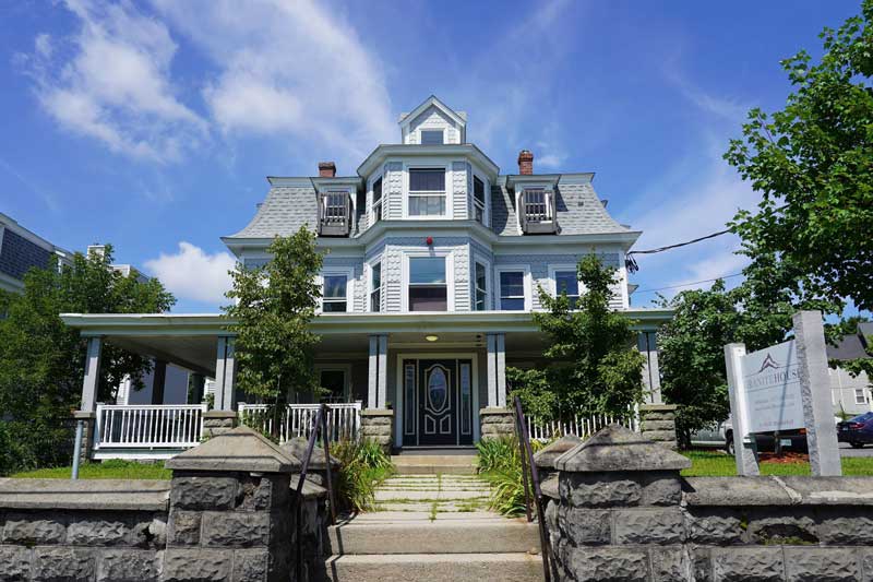 Granite House Derry New Hampshire 