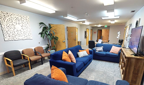 Lifeline Connections Womens Recovery Center 