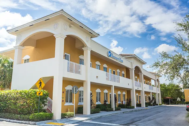 Recovery First Treatment Center Hollywood Florida 
