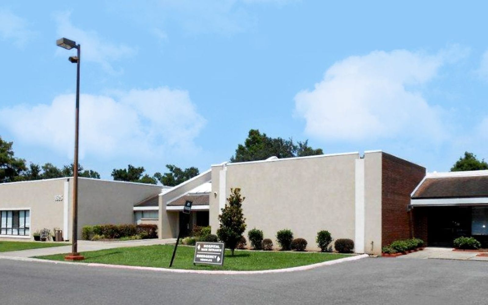 River Oaks Eating Disorder Treatment Center 