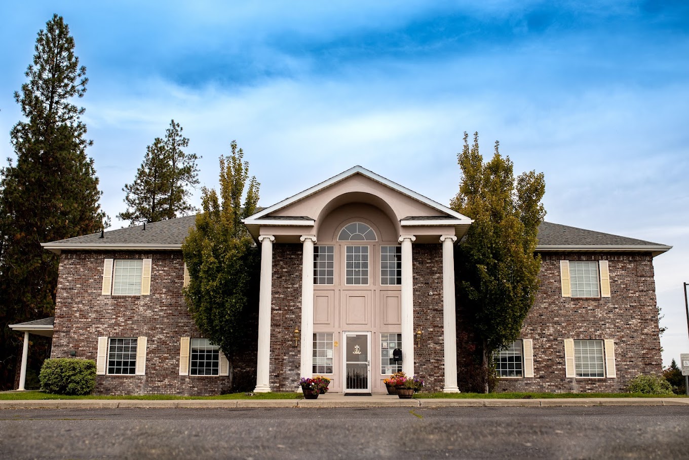 Royal Life Center At Cascade Heights Washington 