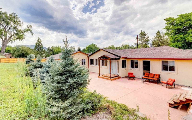 Sandstone Care Boulder 